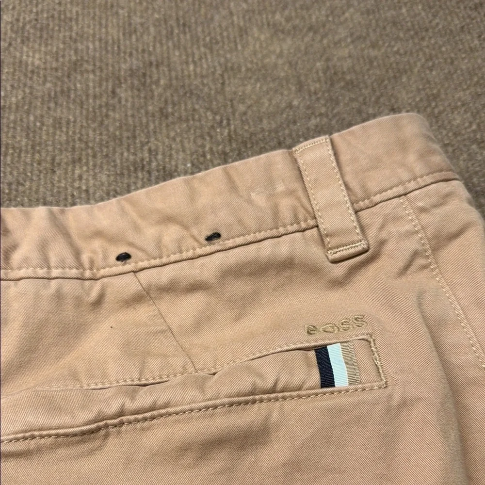 BOSS Hugo Boss Stretch Chino Pants Mens 38R 38x32 Tan Trouser Flat Front